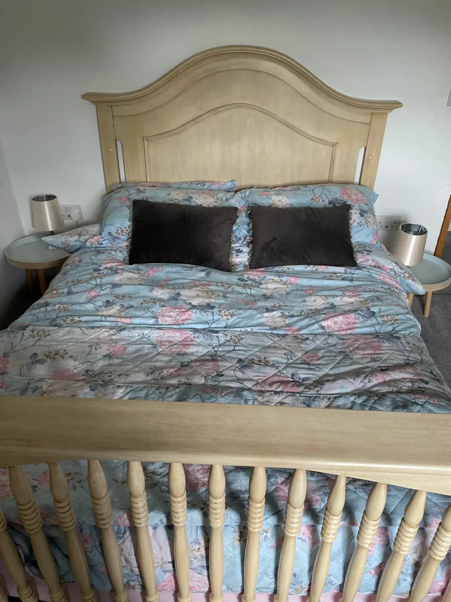 double bed (coverts to cot) and side board - Image 1