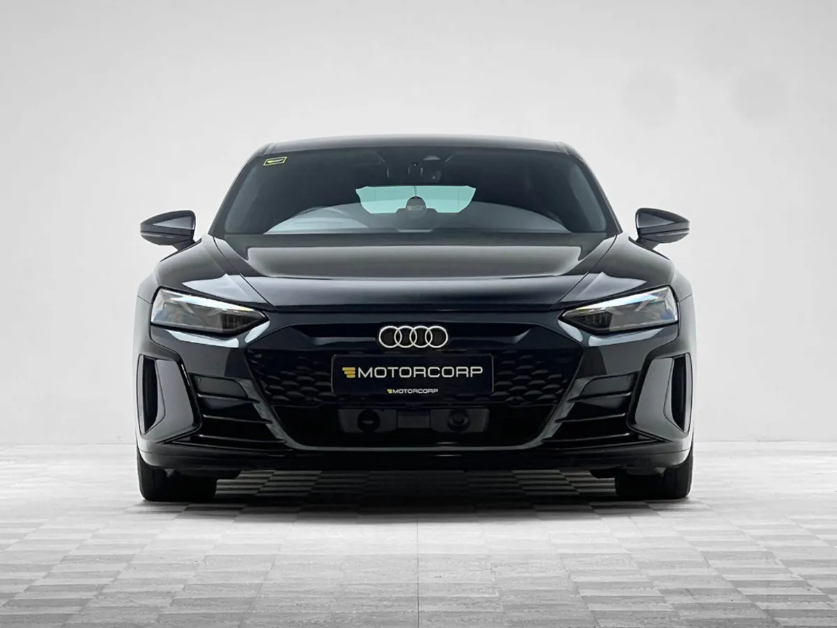 Audi e-tron GT GT 530HP QUATTRO - Image 2