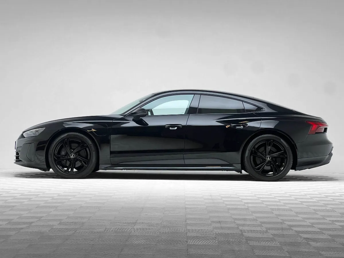 Audi e-tron GT GT 530HP QUATTRO - Image 4