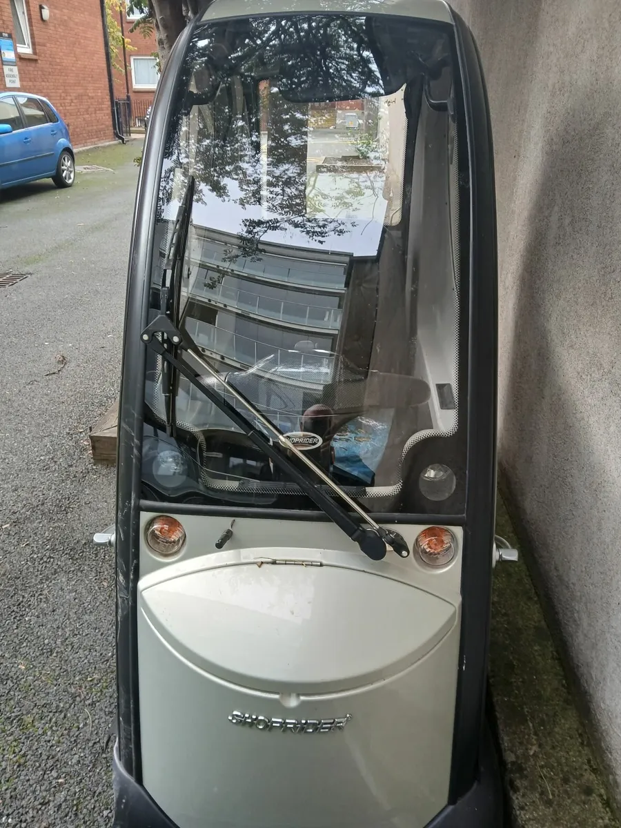 Scooter - Image 2
