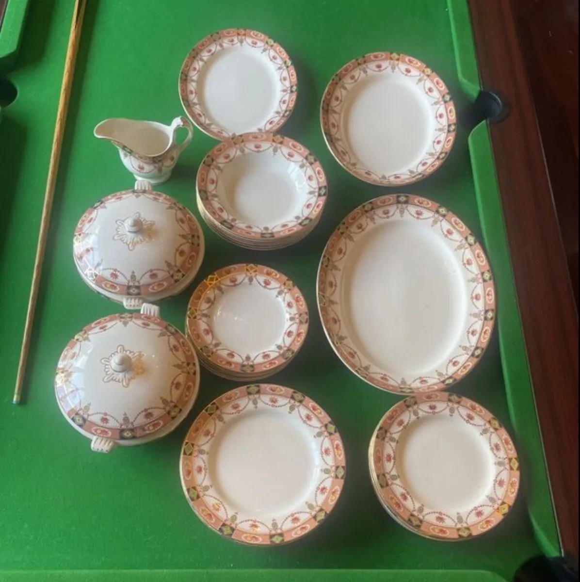 Arklow vintage pottery 32 piece - Image 2