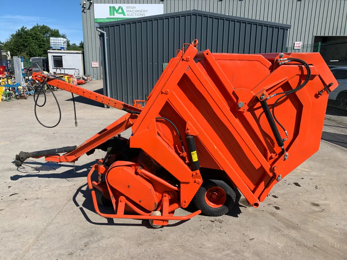 BID ONLINE NOW - WEIDEMANN FLAIL COLLECTOR - Image 2