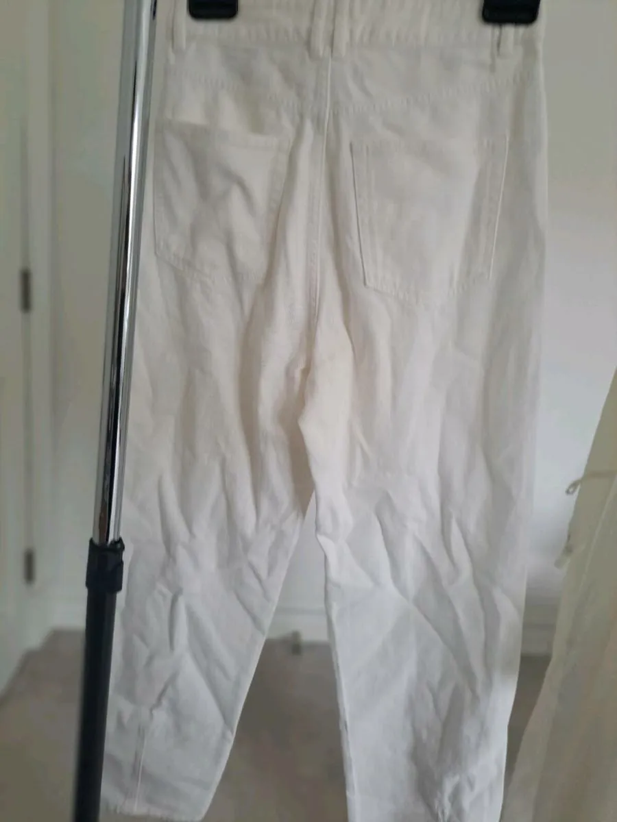 White jeans - Image 1
