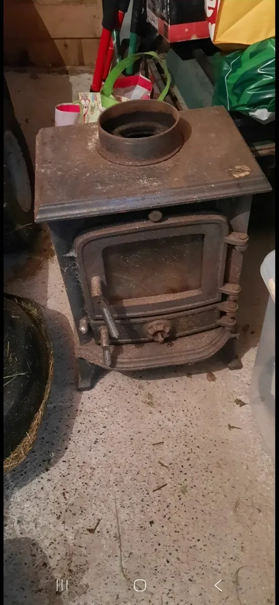 Stove - Image 1
