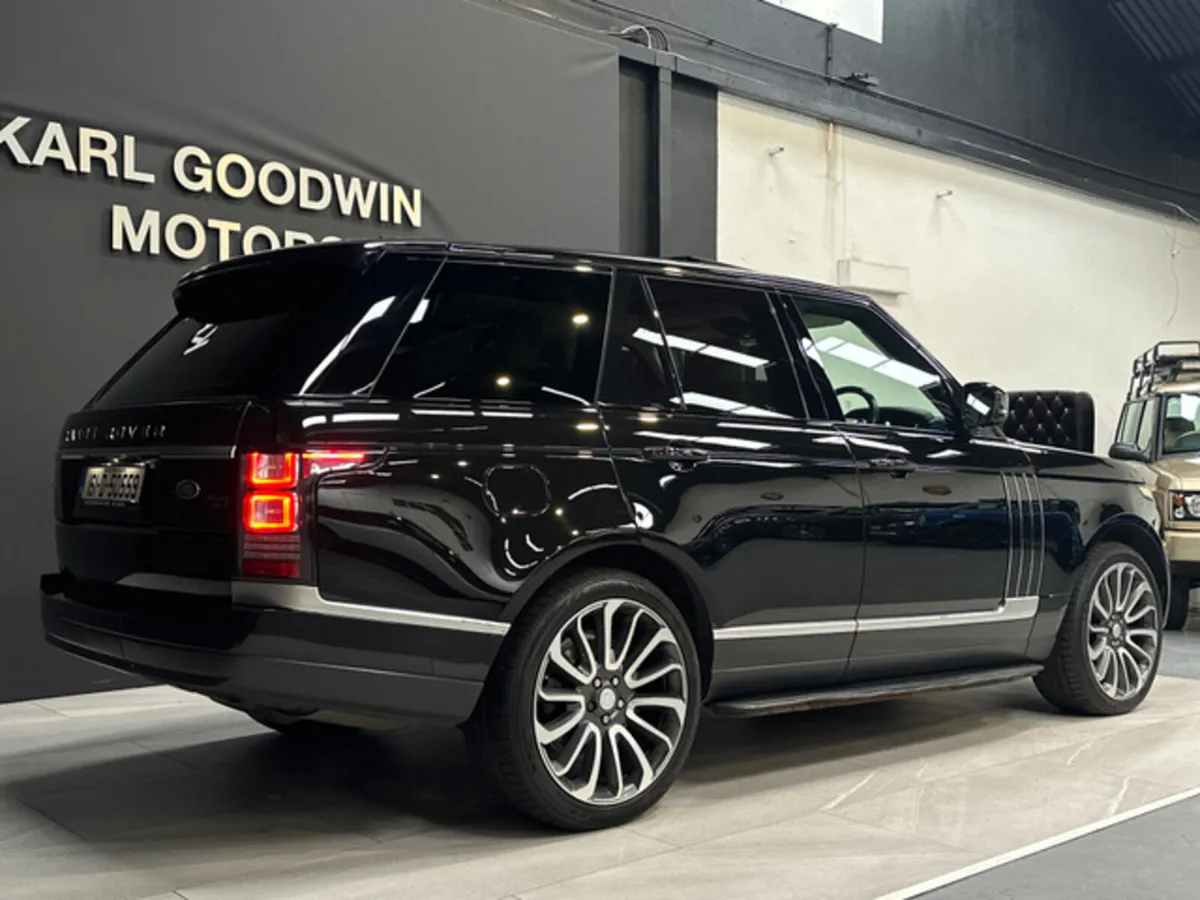 3.0 TDV6 N1 UTILITY HIGH SPEC - Image 4