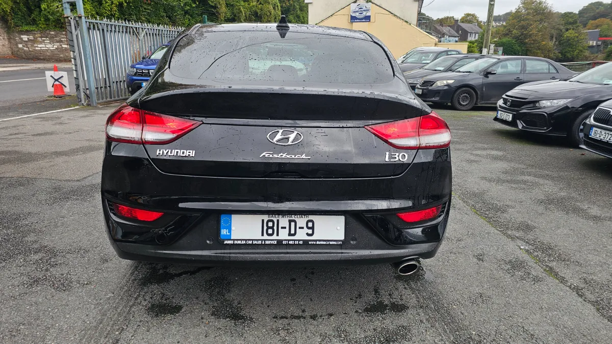Hyundai i30 2018 1.0 T-GDI Fastback - Image 4