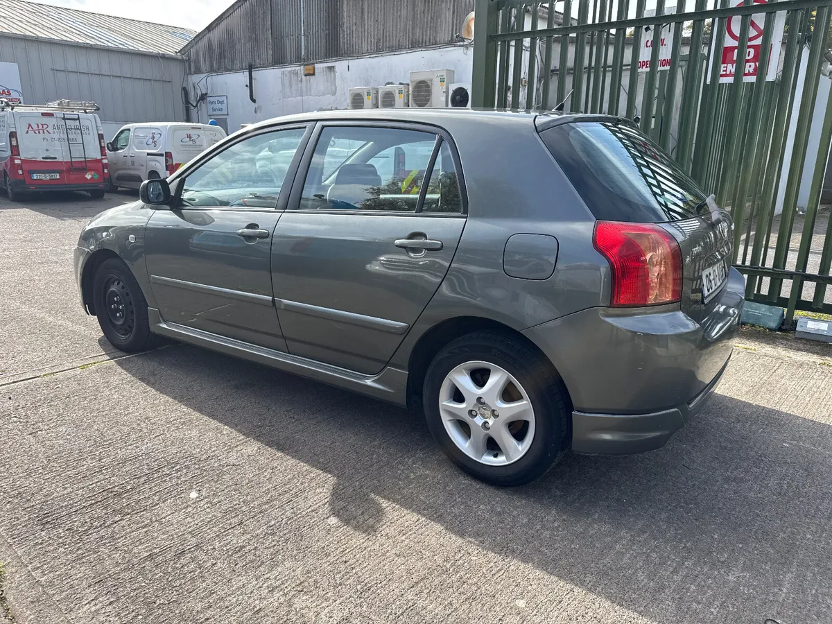 Toyota Corolla 2006 trade sale - Image 4