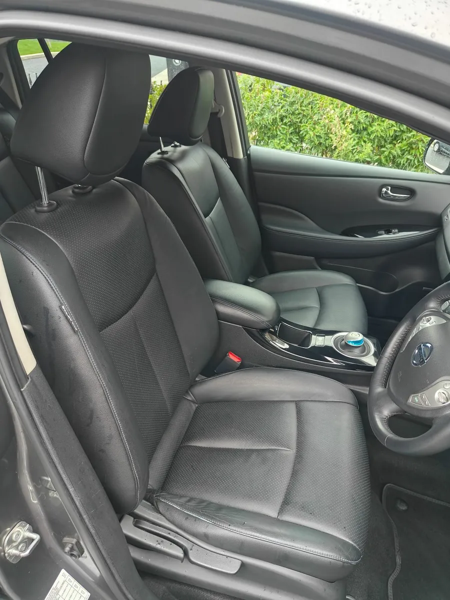 Nissan Leaf 2015 Tekna 24KW - Image 4