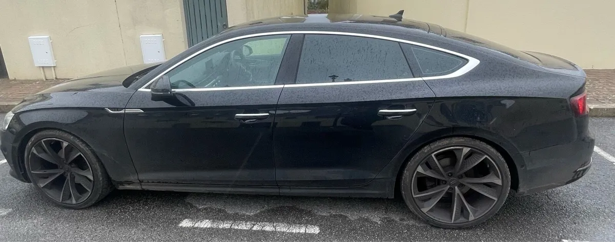 Audi A5 2019 Sportback 2.0TDI Auto LOW KM - Image 4