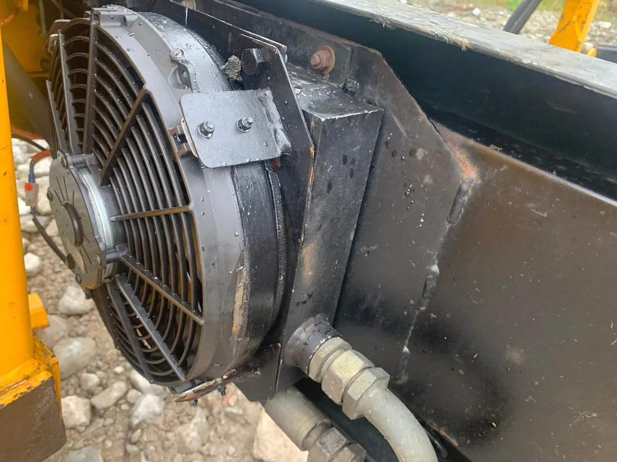 MCCONNEL PA550 HYREACH SUPERIOR 65HP - Image 3