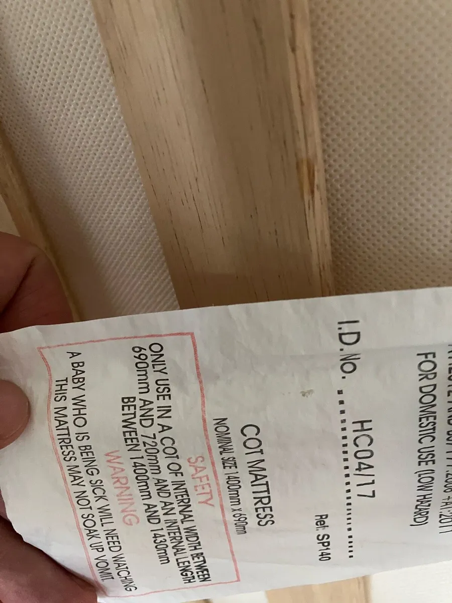 East Coast Hudson Cot Bed with mattress - Image 4