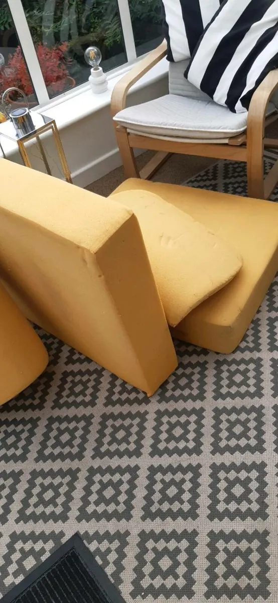 Foam pieces