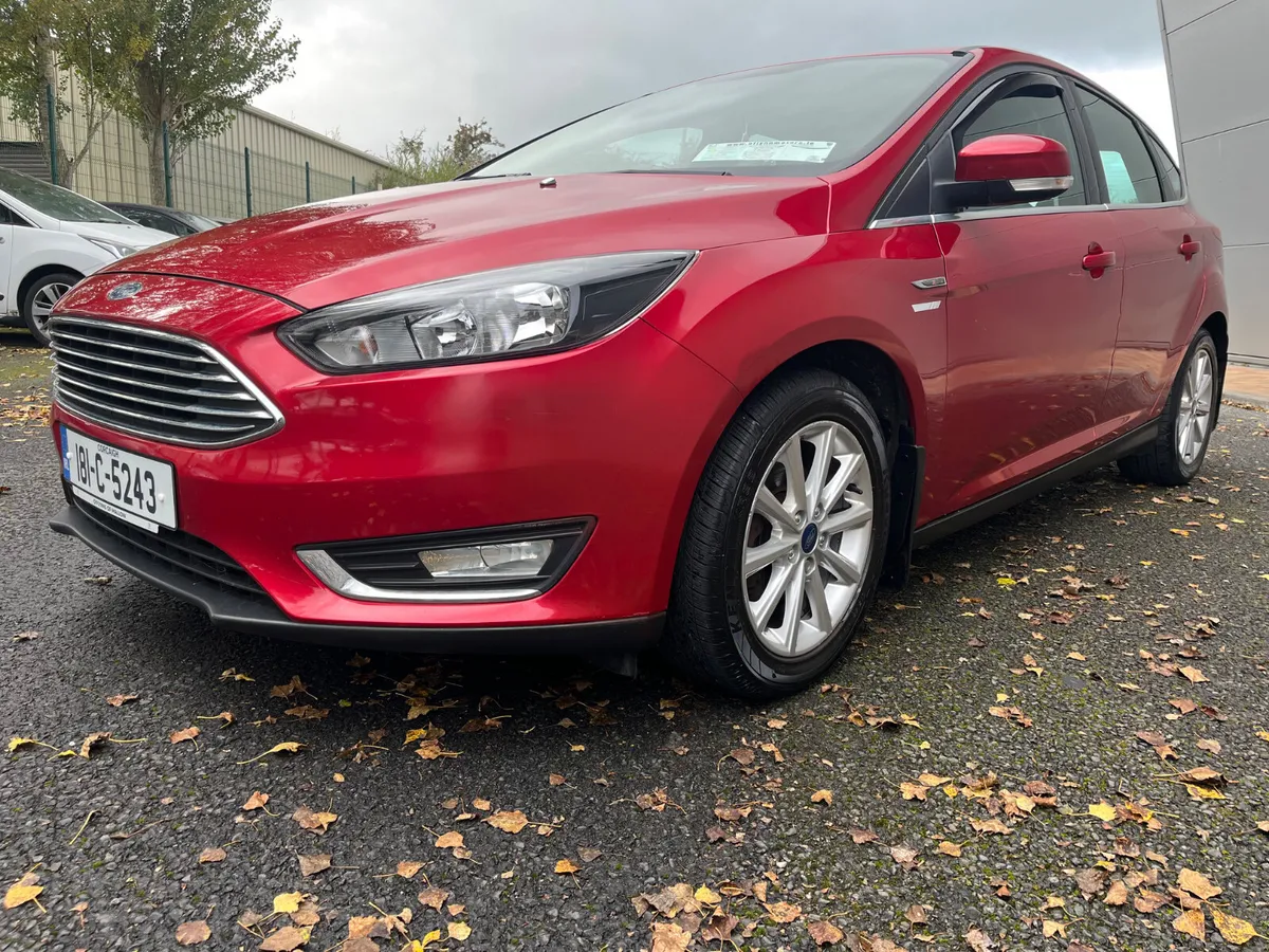 Ford Focus 2018 - Image 2