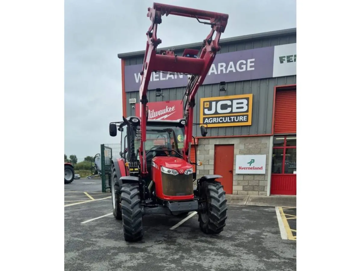 MF 4709 C/W LOADER - Image 1