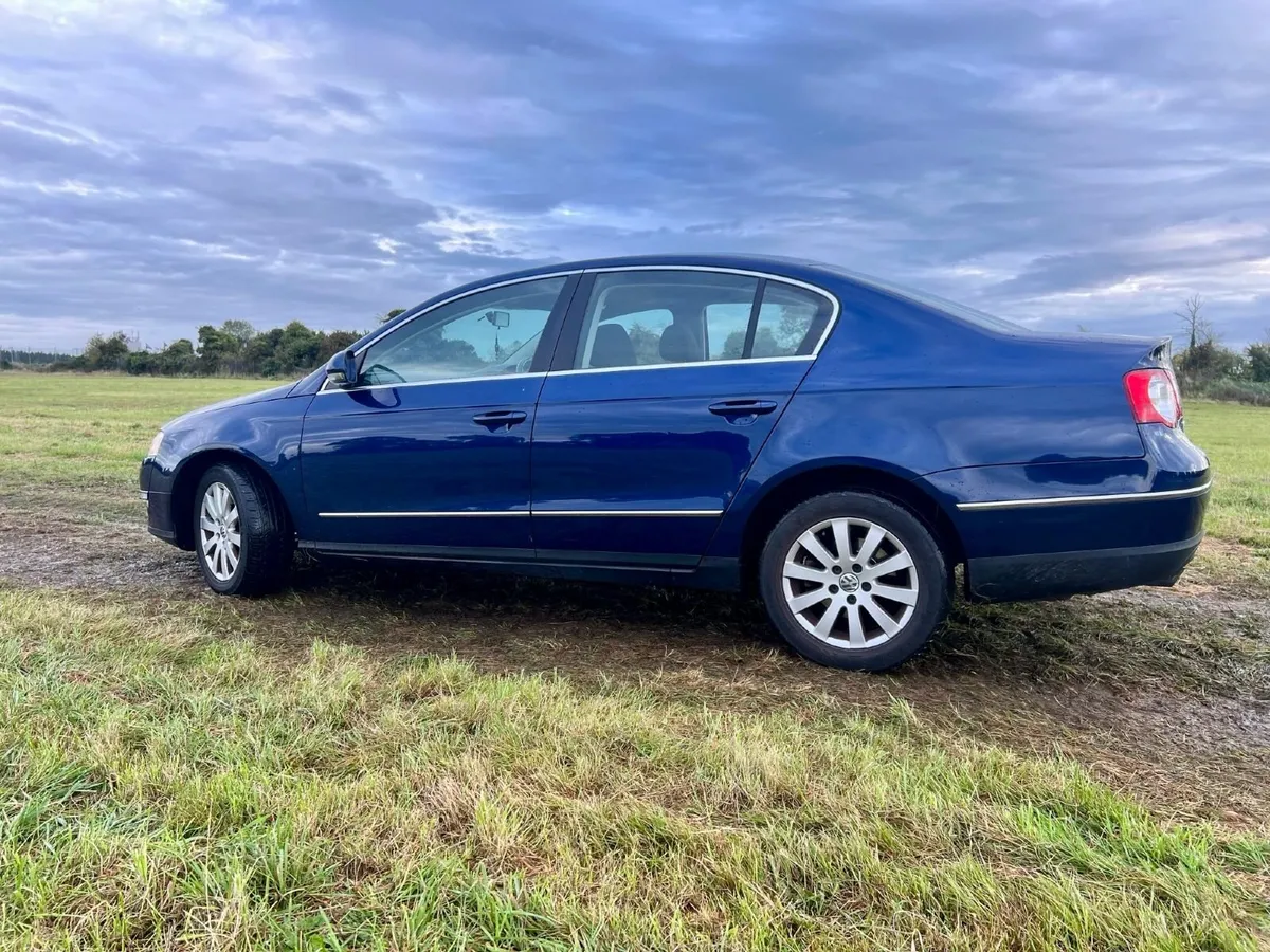 Volkswagen Passat 2008 - Image 3