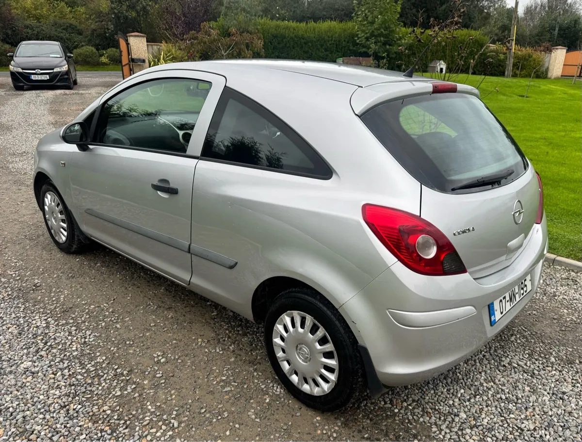 Opel Corsa - Image 4