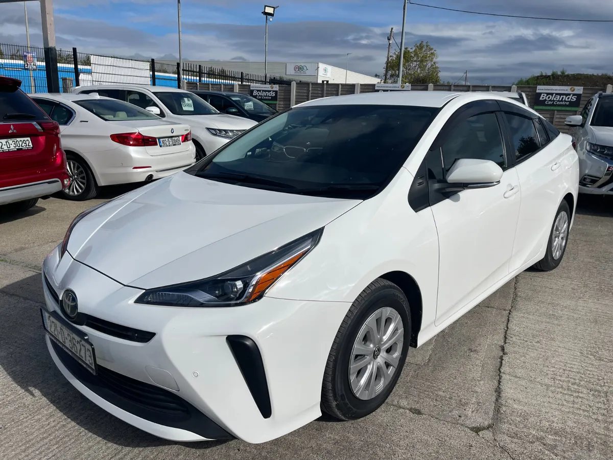 2022 Toyota Prius Hybrid 1.8 Automatic 5dr Model - Image 4