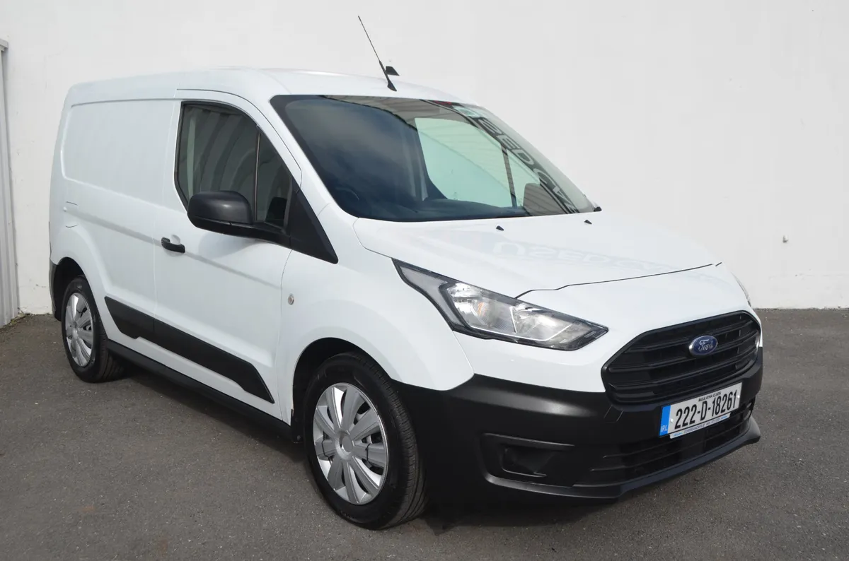3 SEATS-LOW KMS-CASH PRICE INCLS VAT - Image 2