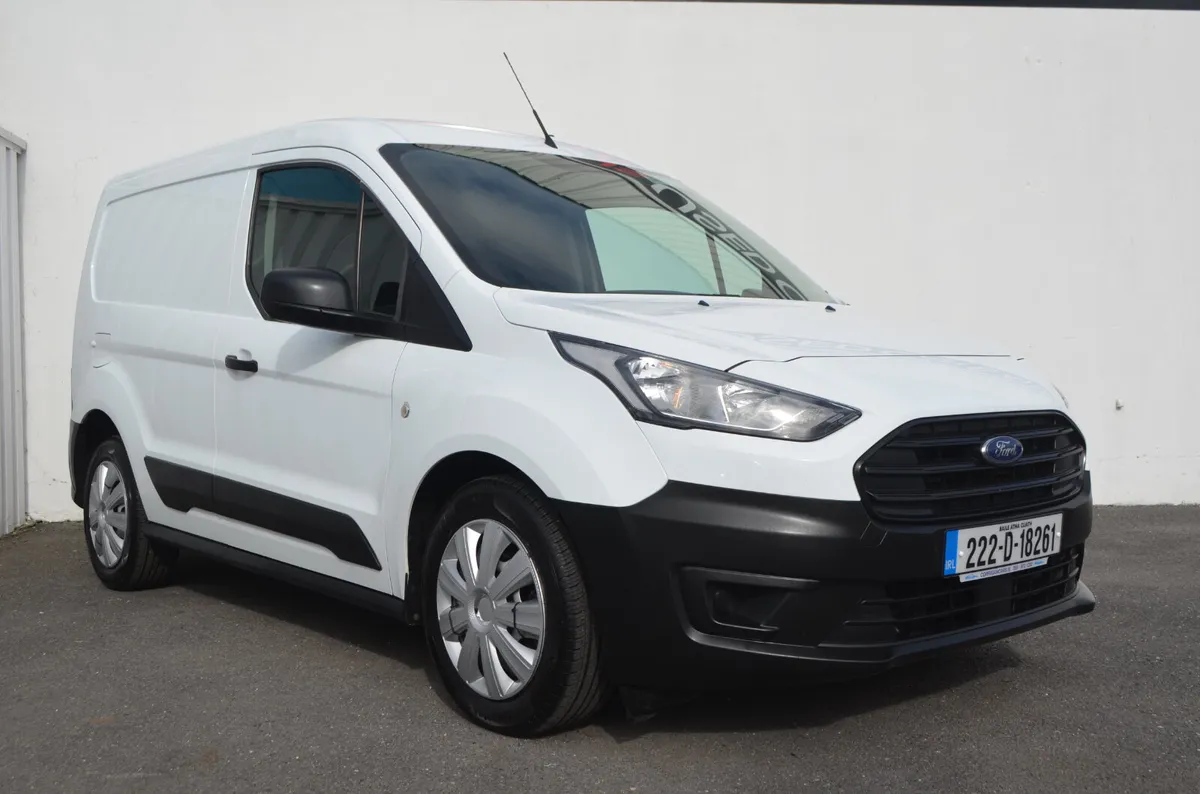 3 SEATS-LOW KMS-CASH PRICE INCLS VAT - Image 1
