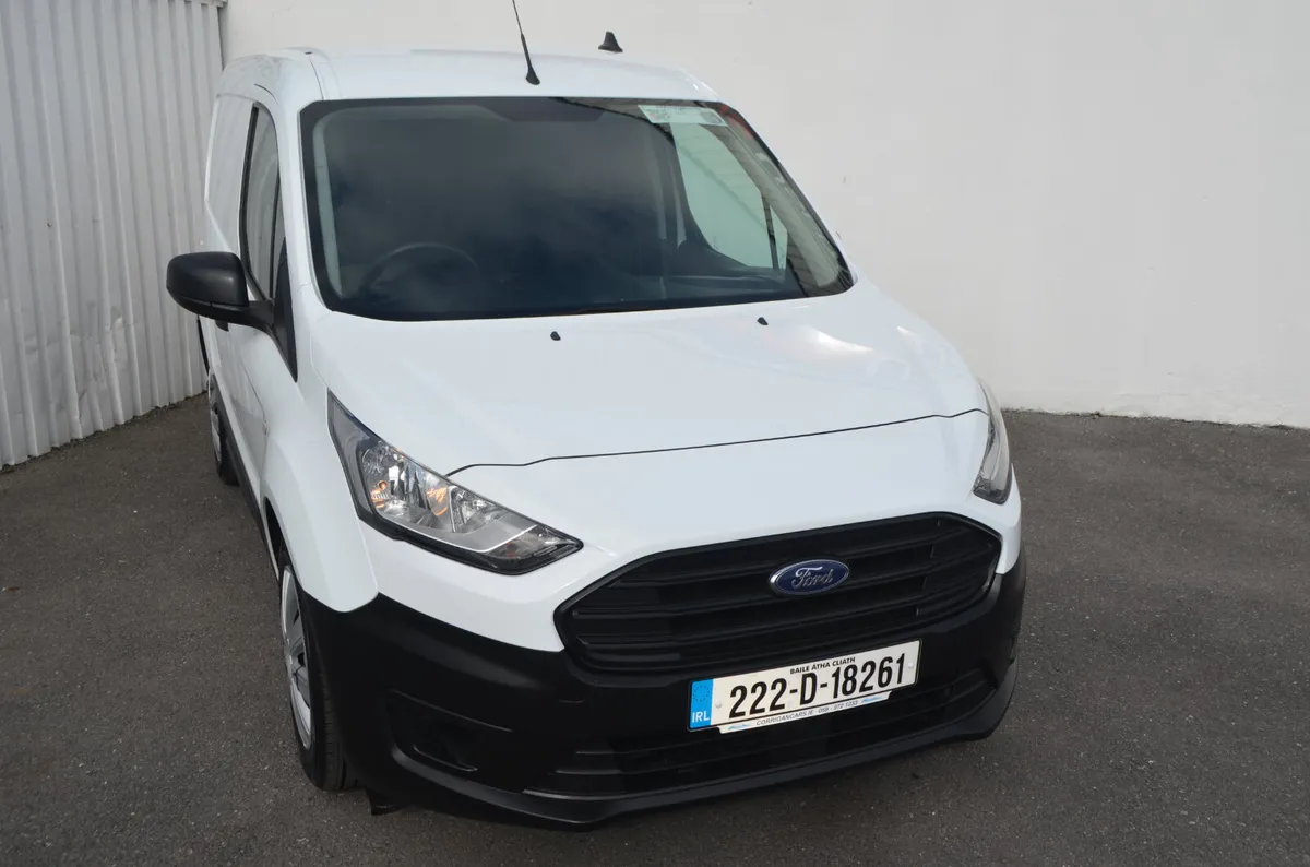 3 SEATS-LOW KMS-CASH PRICE INCLS VAT - Image 3