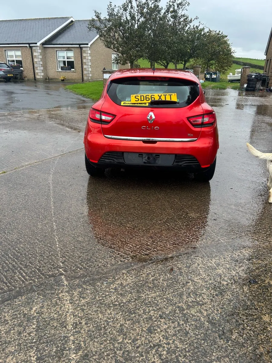 Renault Clio 1.0 Damaged Repairable Manual - Image 3