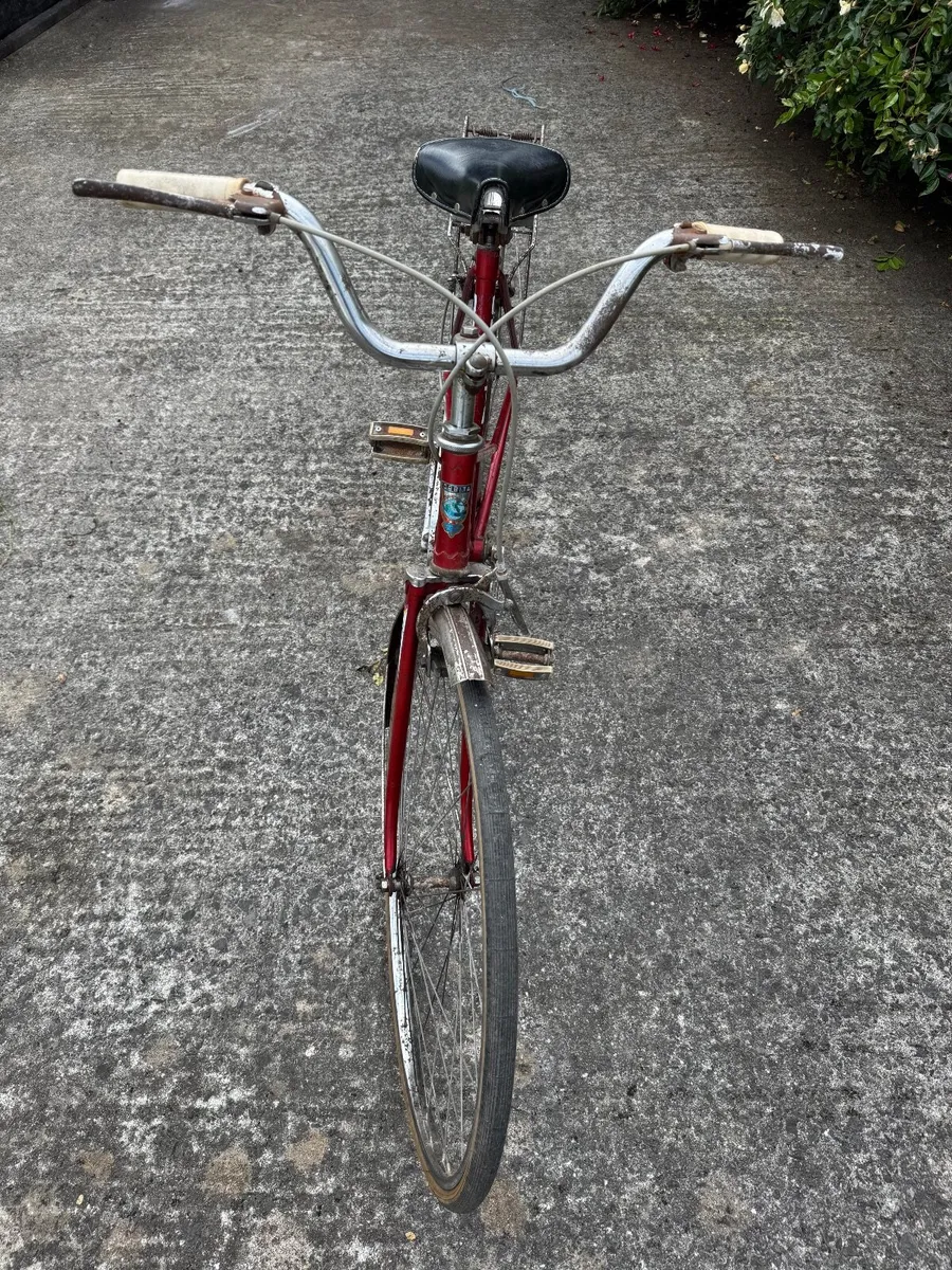 Red Bicycle - ladies frame - Image 2