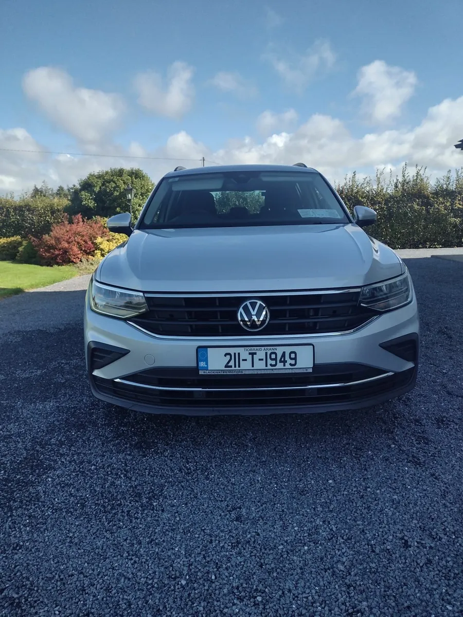 Volkswagen Tiguan 2021 - Image 3