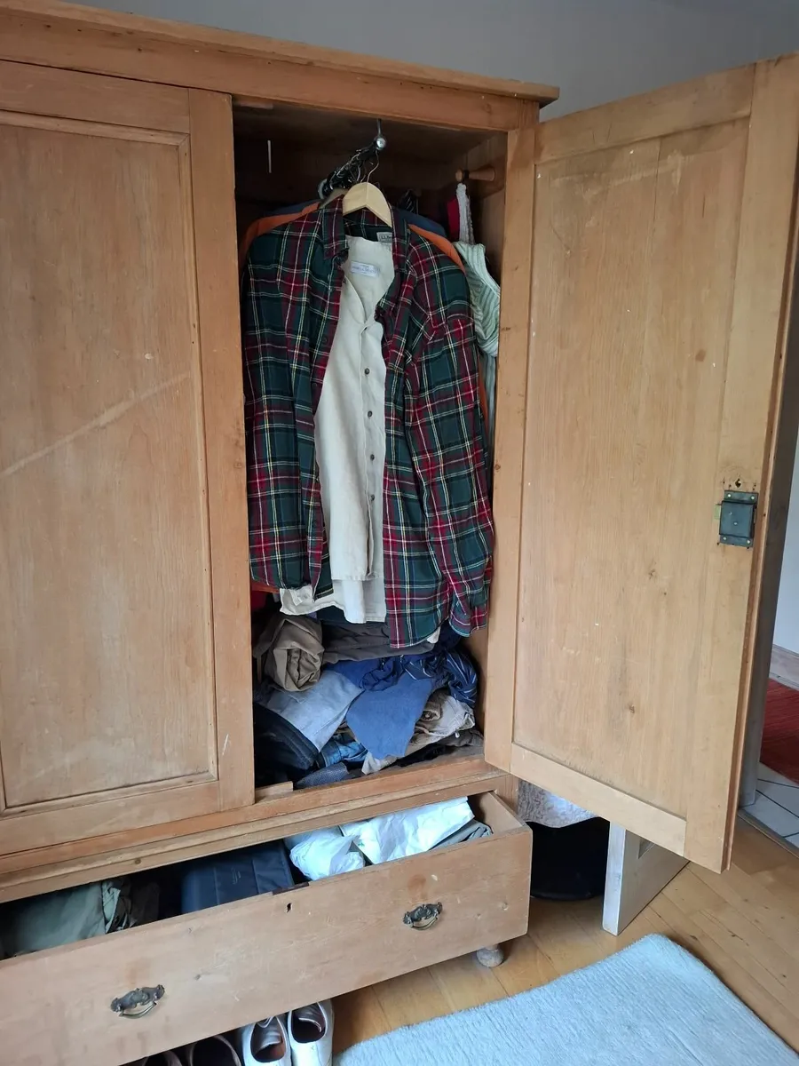 Wardrobe - Image 2