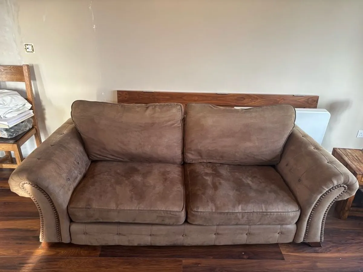 3 Seater Couch & Armchair - Image 2