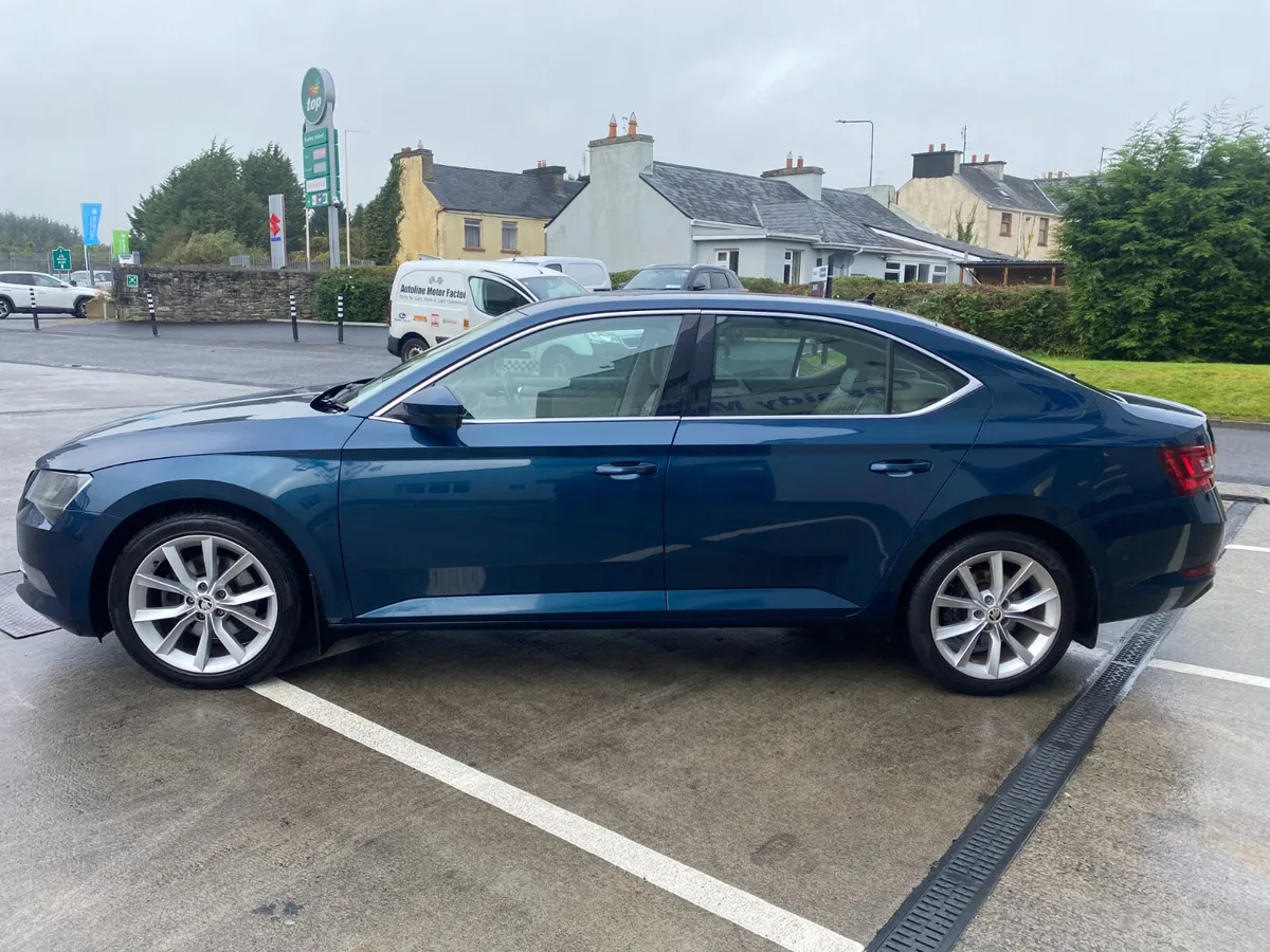 2016, Skoda Superb**HIGH SPEC** - Image 4