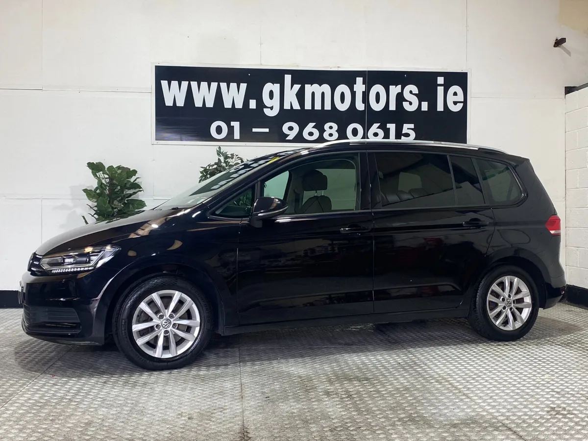 Volkswagen Touran 2016///AUTOMATIC/// - Image 3