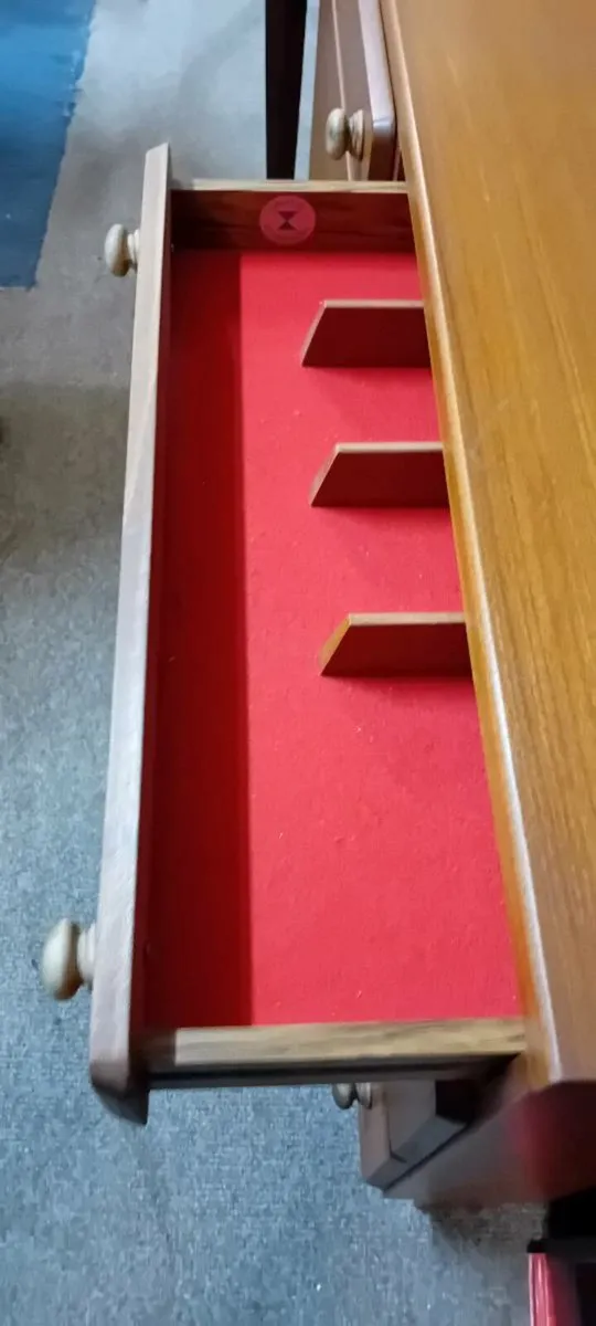 Mid Century McIntosh Sideboard - Image 3