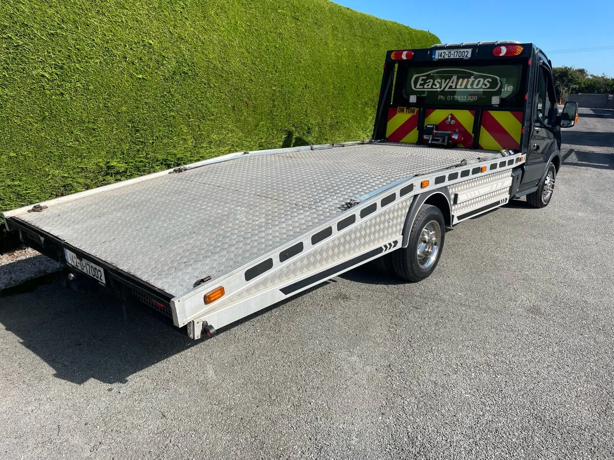 Recovery truck - Image 3