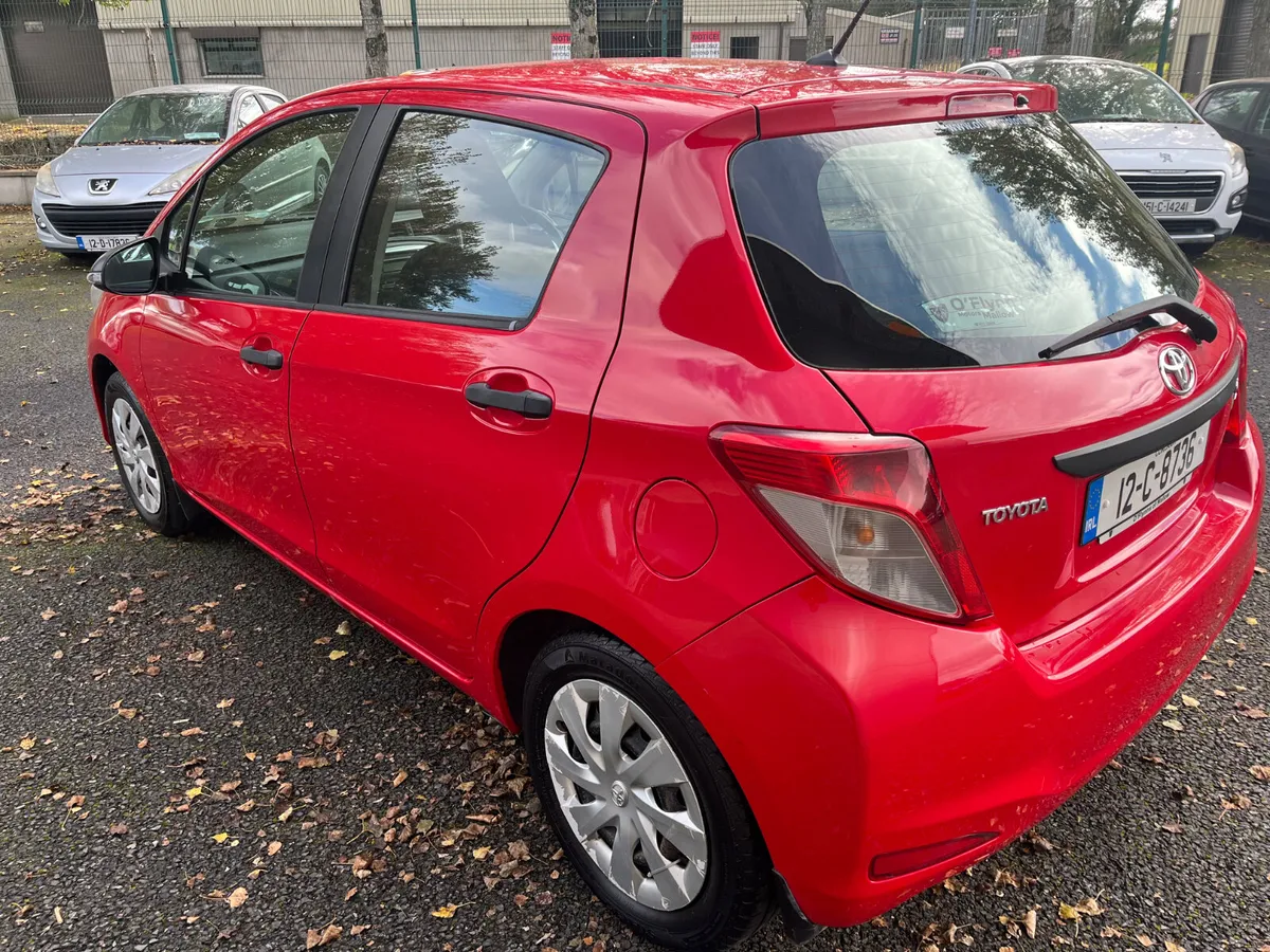 Toyota Yaris 2012 - Image 4