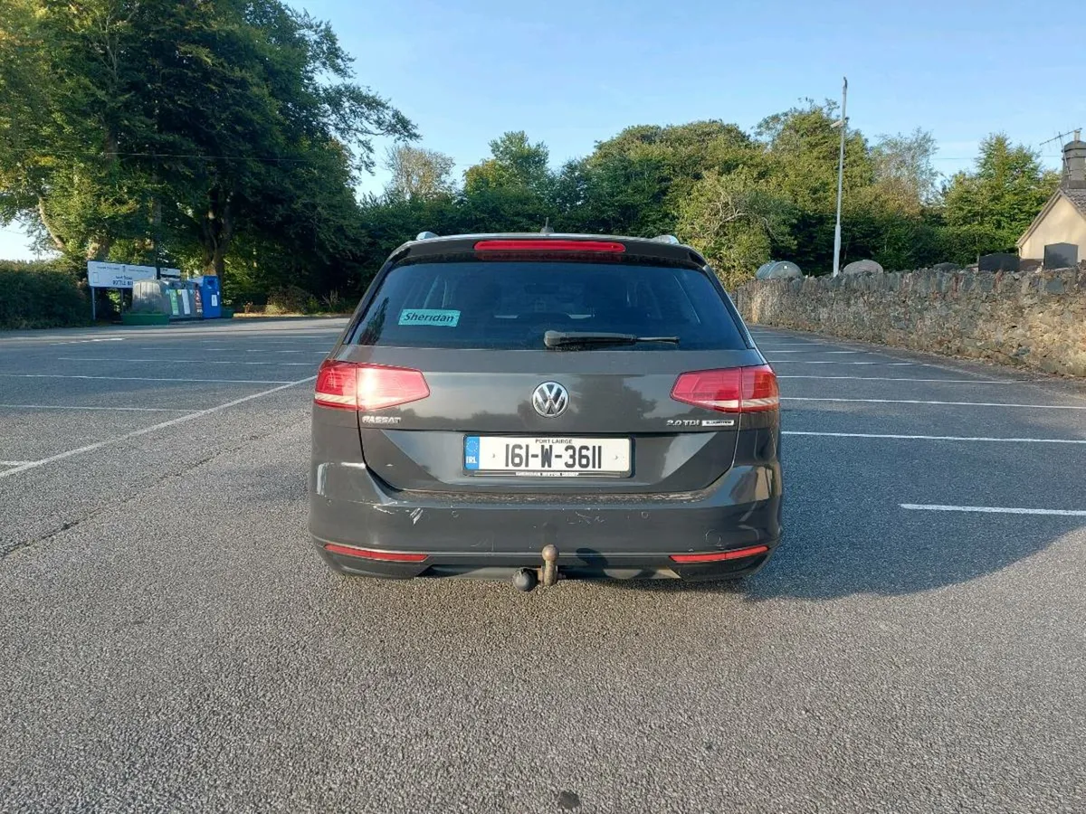 Volkswagen Passat Estate - Image 4