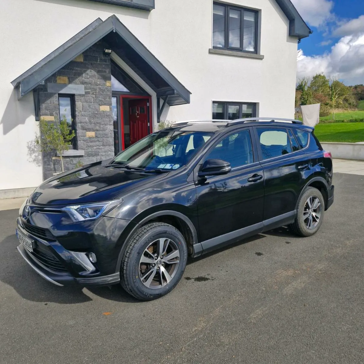 Toyota Rav 4 - Image 1