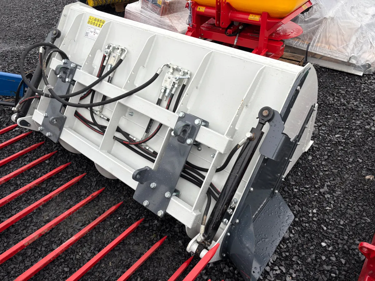 New ProForge Feed Bucket - Image 4