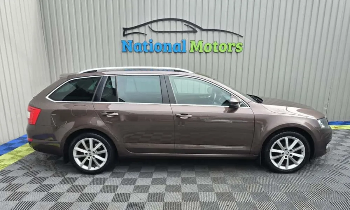 2015 Skoda Octavia STYLE 1.6TDI 110HP - Image 2