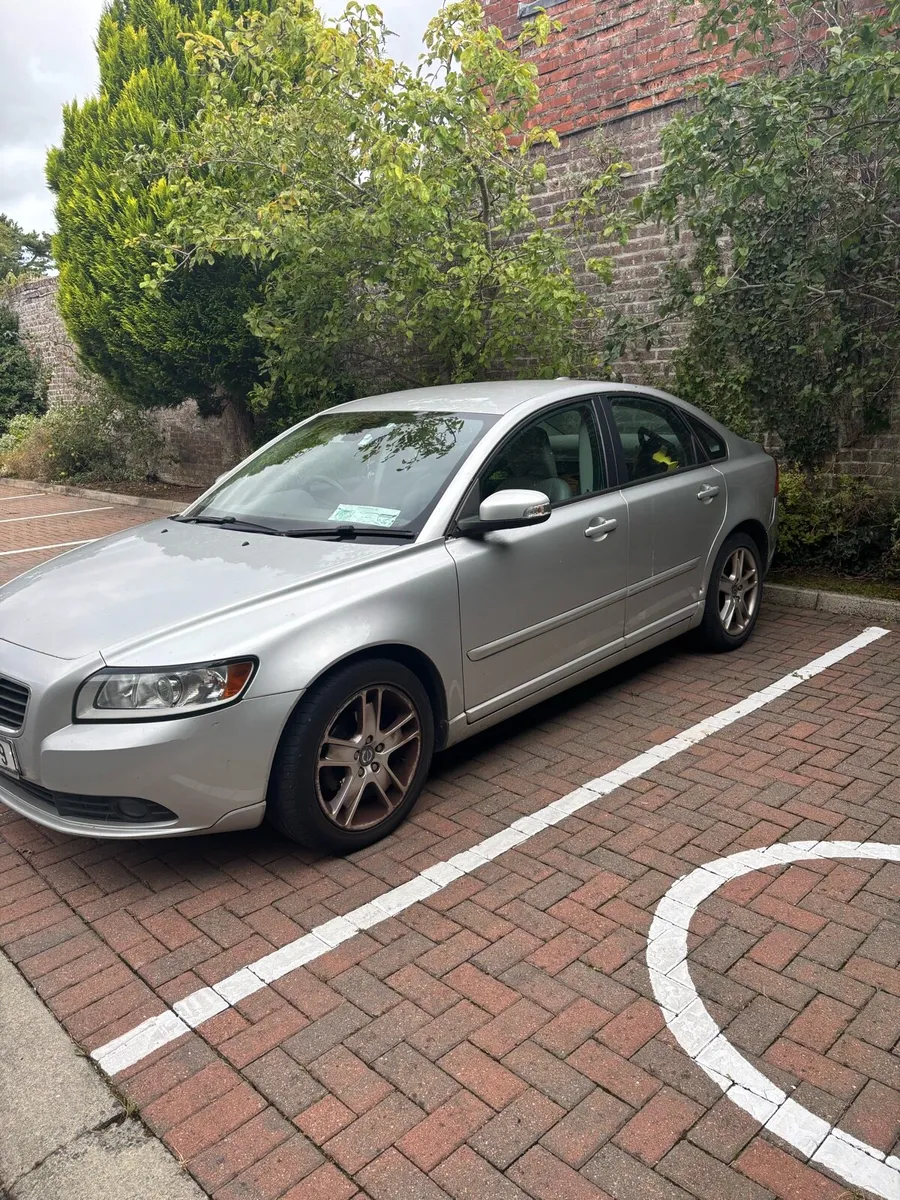 Volvo s40 - Image 2