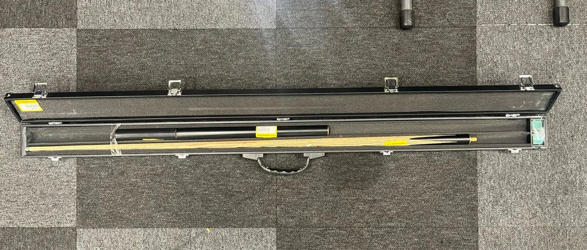 Britannia Snooker Cue - Image 1