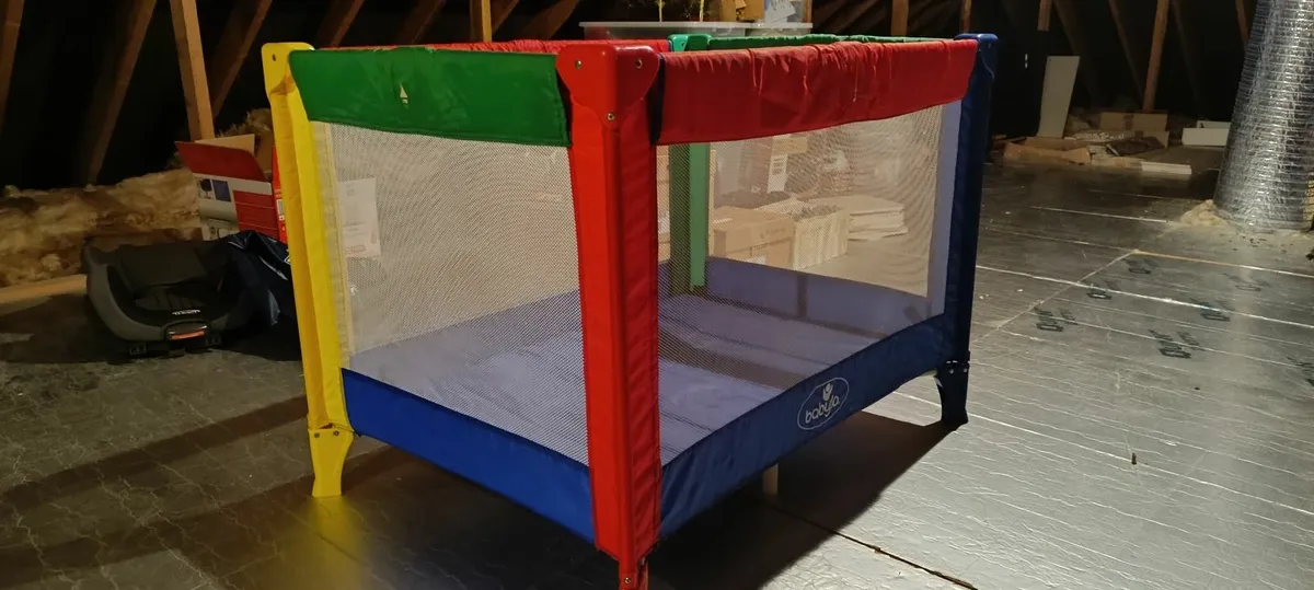 Travel cot - Image 2
