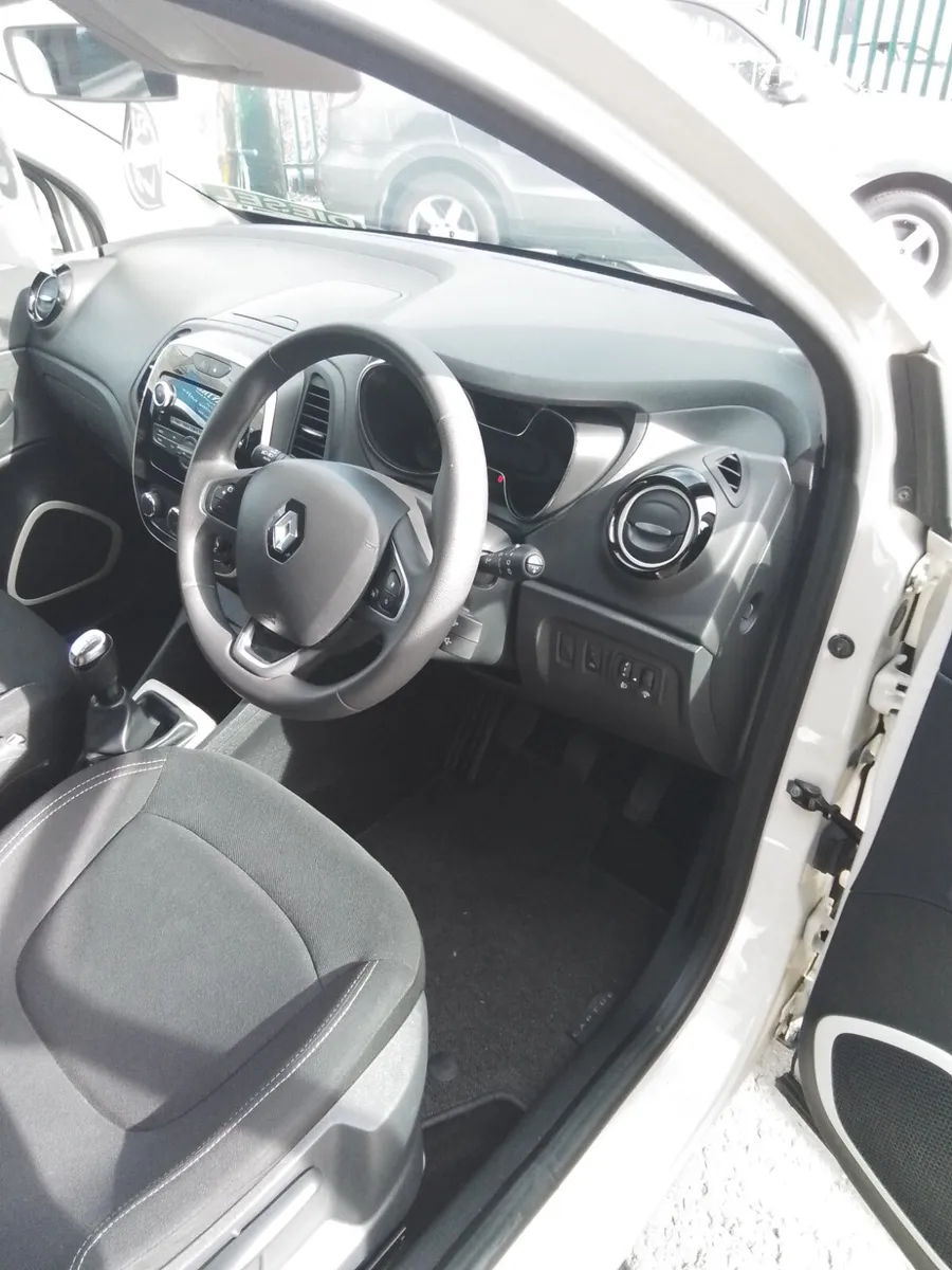 Renault Captur 2019 - Image 3
