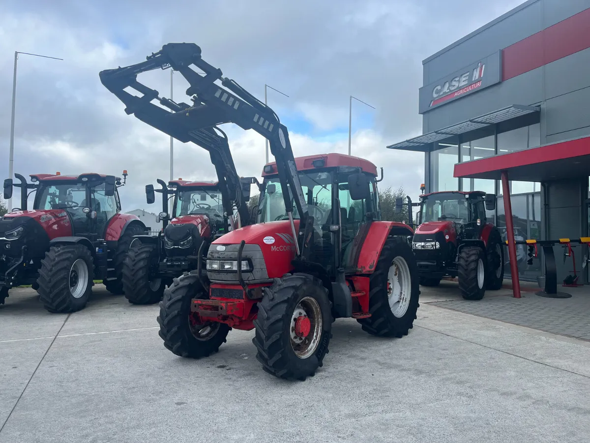 McCormick CX105 - Image 2
