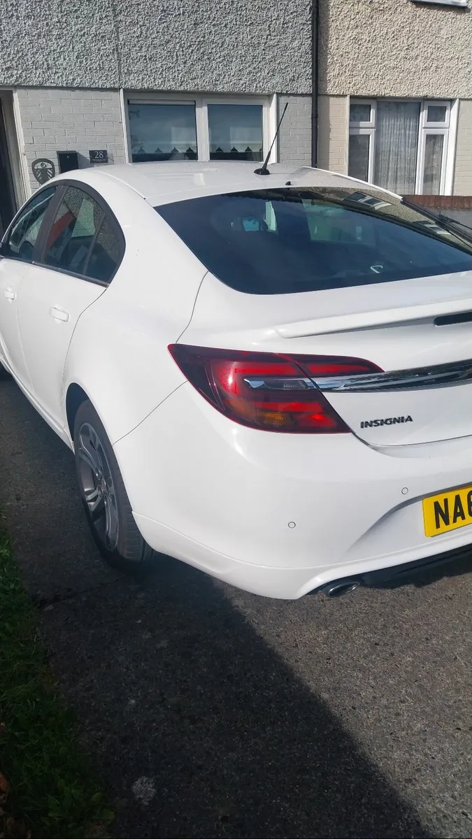 Vauxhall Insignia 2014 - Image 1
