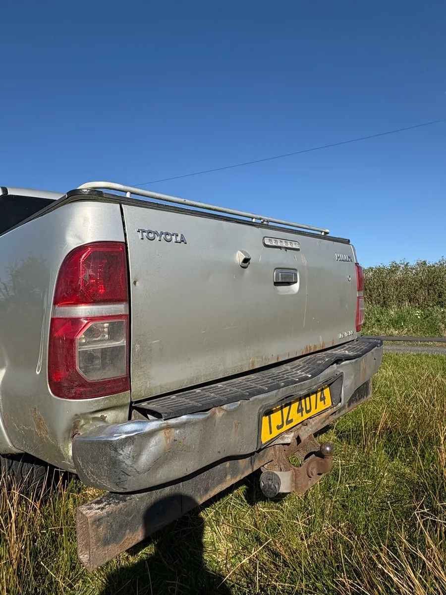 Toyota Hilux 3.0 D4D - Image 3