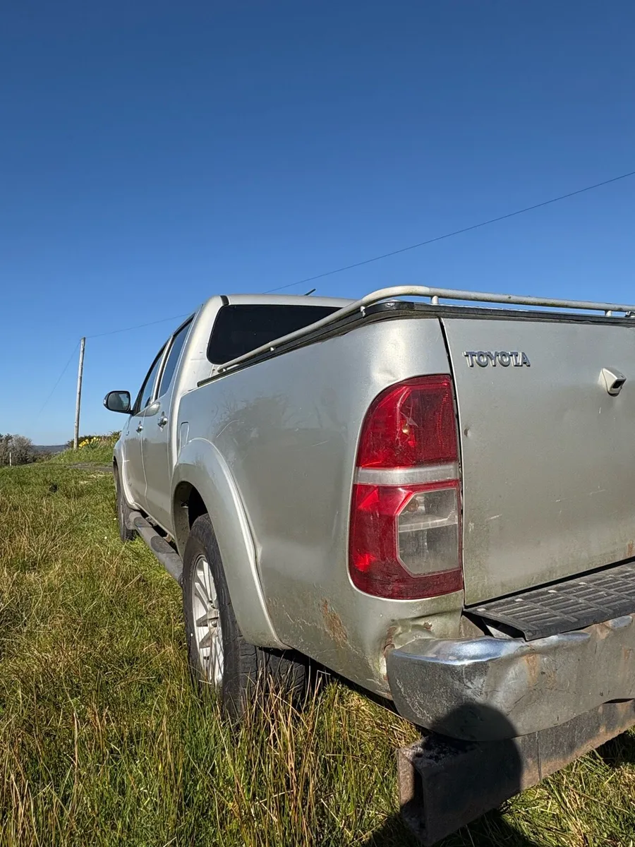 Toyota Hilux 3.0 D4D - Image 4