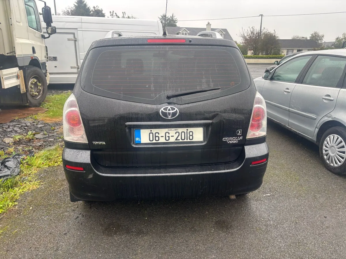 Toyota corrolla verso tax 7/26 - Image 3