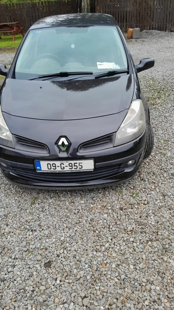 Renault Clio 2009 - Image 1