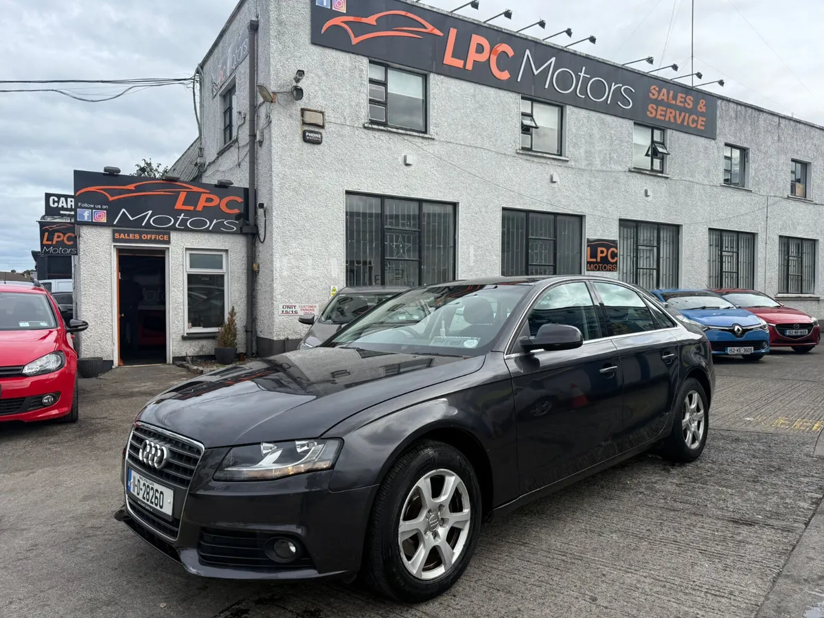 Audi A4 2011 - Image 1