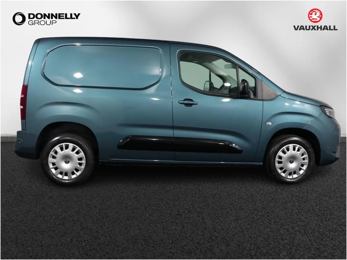 Vauxhall Combo Cargo Diesel Prime plus - Image 3